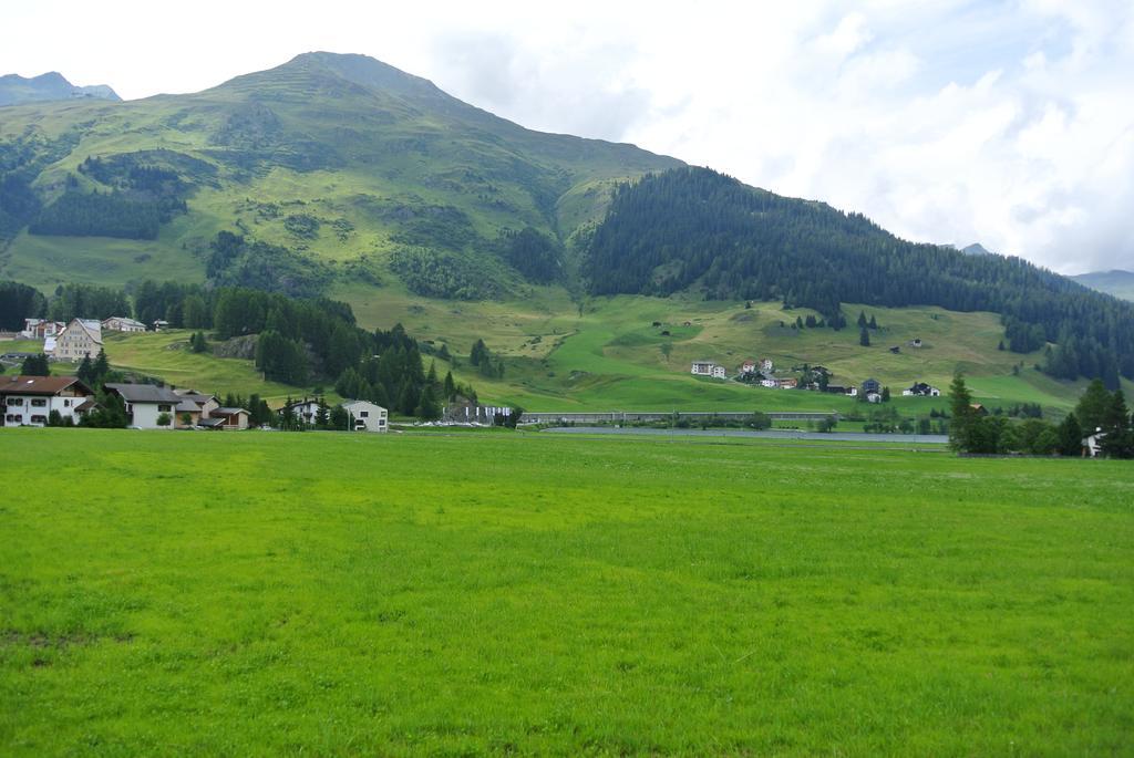 Pension Hof Zur Stilli Davos Exterior photo